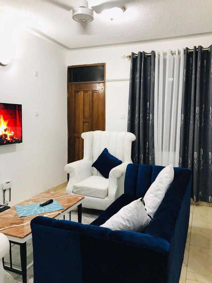 Lux Suites Bamburi Furnished Apartments ภายนอก รูปภาพ
