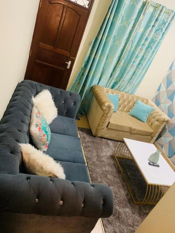 Lux Suites Bamburi Furnished Apartments ภายนอก รูปภาพ