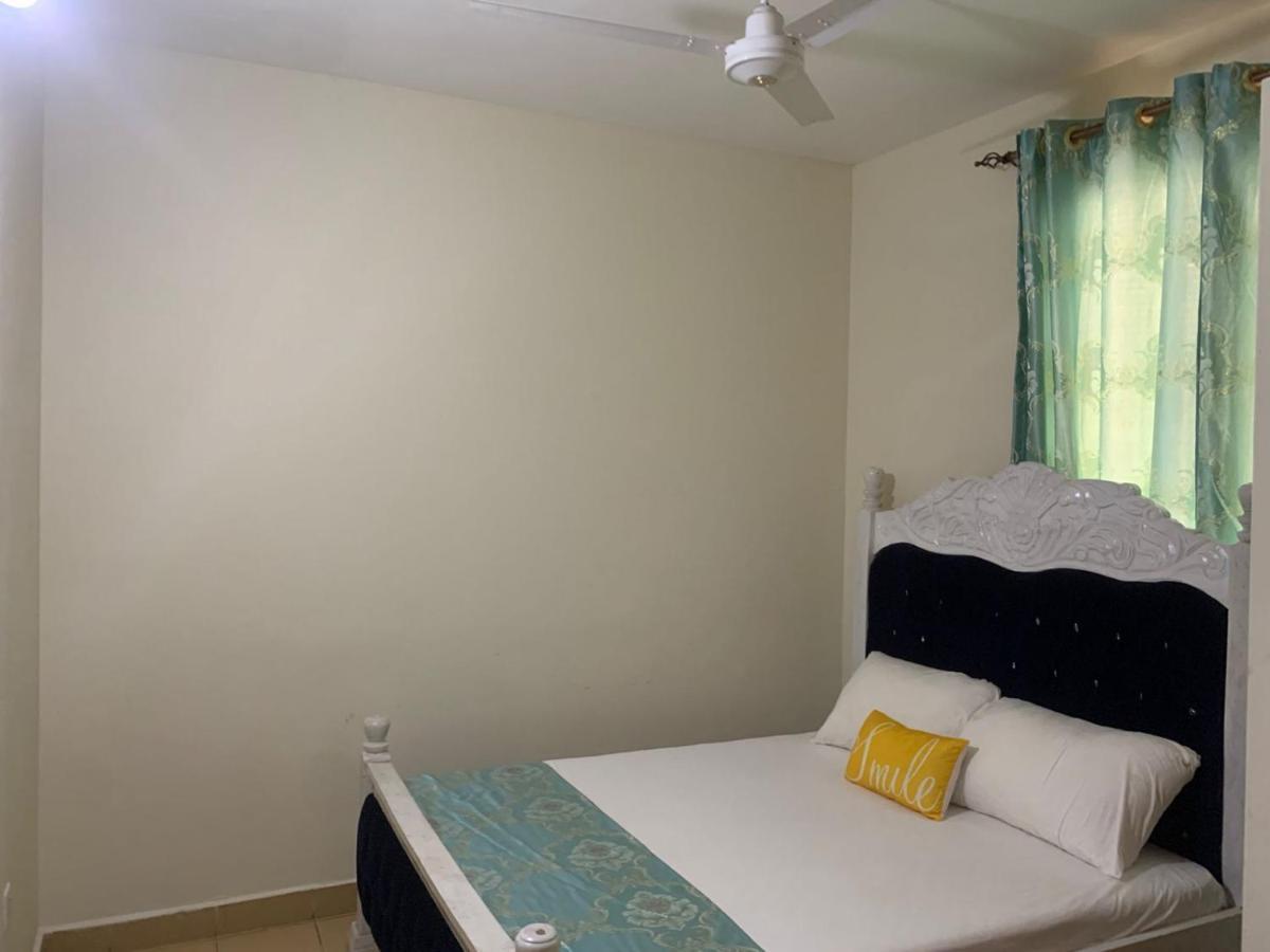 Lux Suites Bamburi Furnished Apartments ภายนอก รูปภาพ