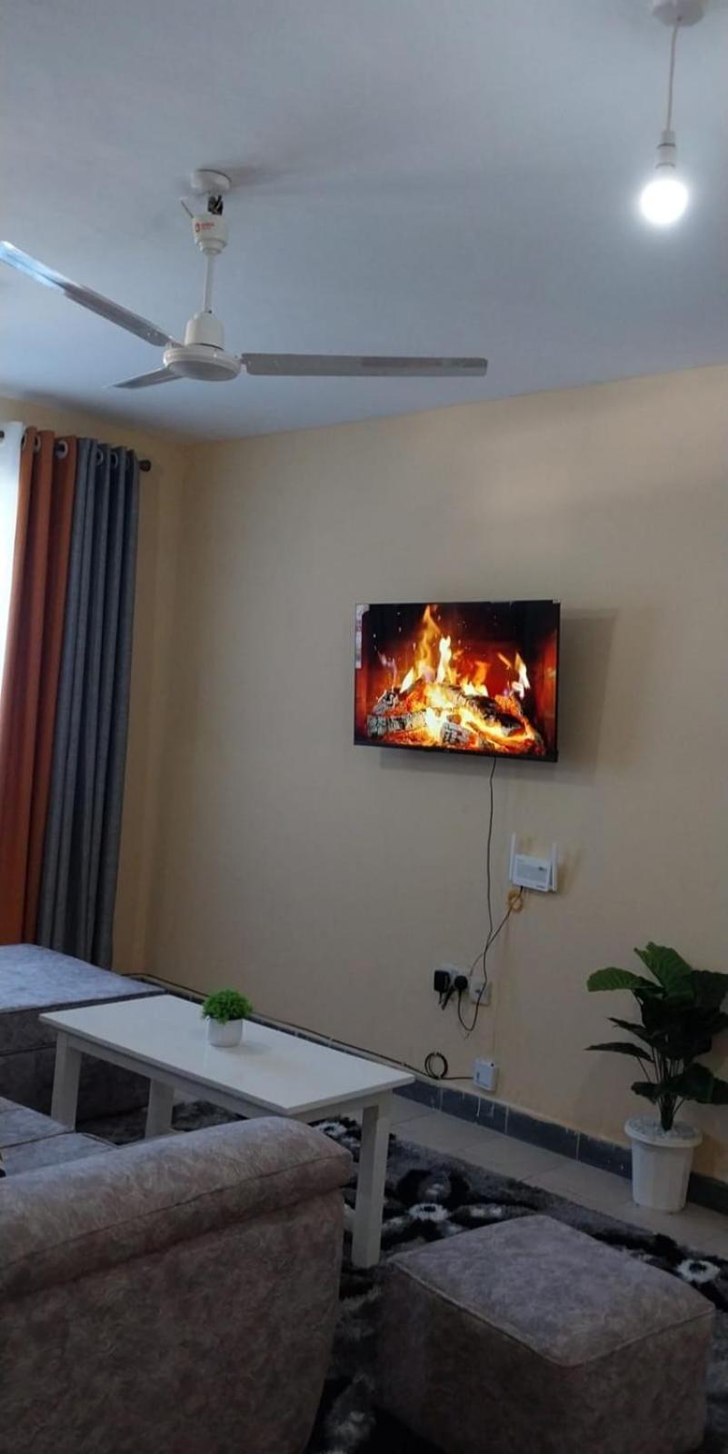 Lux Suites Bamburi Furnished Apartments ภายนอก รูปภาพ