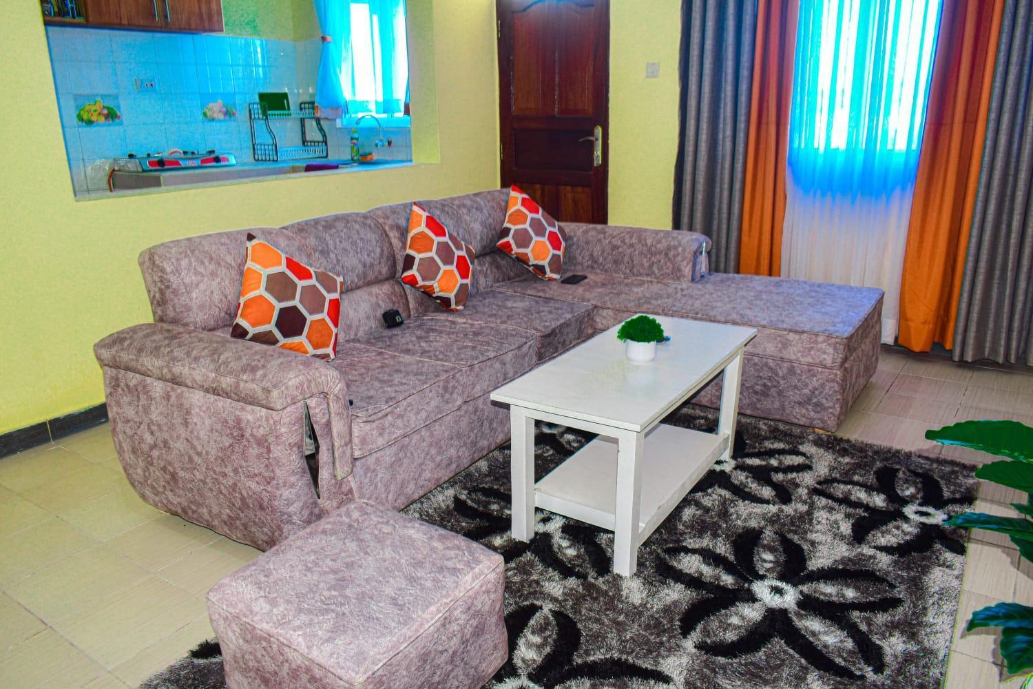 Lux Suites Bamburi Furnished Apartments ภายนอก รูปภาพ